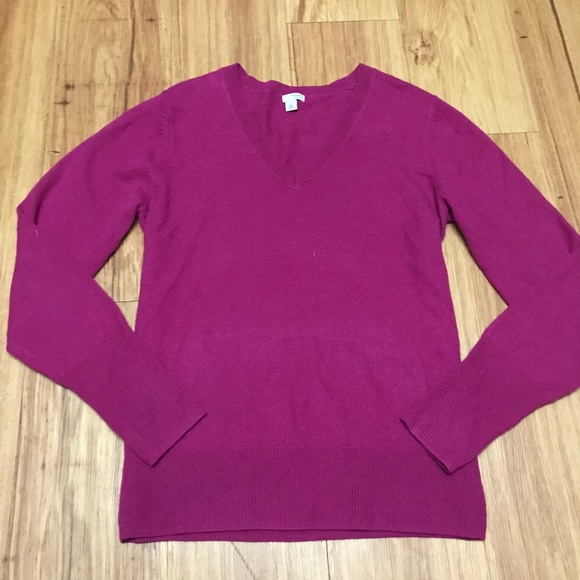 Halogen Sweaters - Halogen 100% Cashmere Fuchsia Purple VNeck Sweater